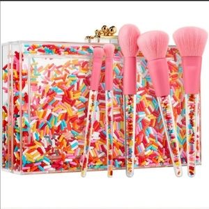 Museum of Ice Cream Sprinkle Makeup Brush Set BRAND NEW, NEVER OPENED! 🍦